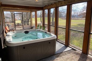 Private Hot Tub