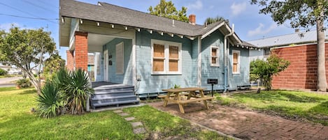 Galveston Vacation Rental | 2BR | 1BA | 1,100 Sq Ft | Stairs Required