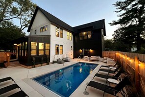Private pool in backyard. Open all year