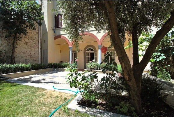 Exterior