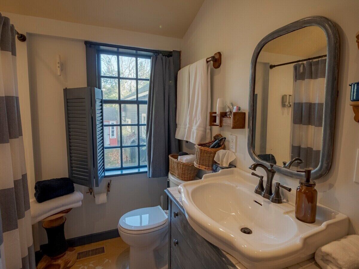 Welcome to Williams Home & Smith Cottage- A Nautical New England Inspiration!