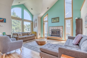 Living Room with pastel furniture for a relaxed vibe