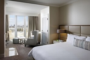 Unit with 1 King bed. Exact units will be assigned upon arrival. Views, colors, and decor may vary.