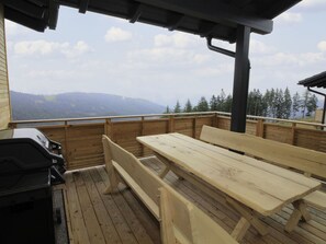 Himmel, Wolke, Eigentum, Daytime, Schatten, Holz, Die Architektur, Veranda, Baum, Fussboden