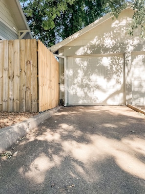 Single stall garage & driveway for parking. Street parking also available.