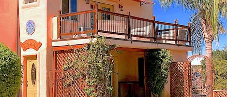 Casita Two Story Private Suite