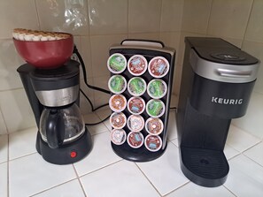 Kaffe och/eller kaffebryggare