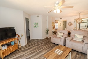 St. Augustine Beach Rentals Living Room
