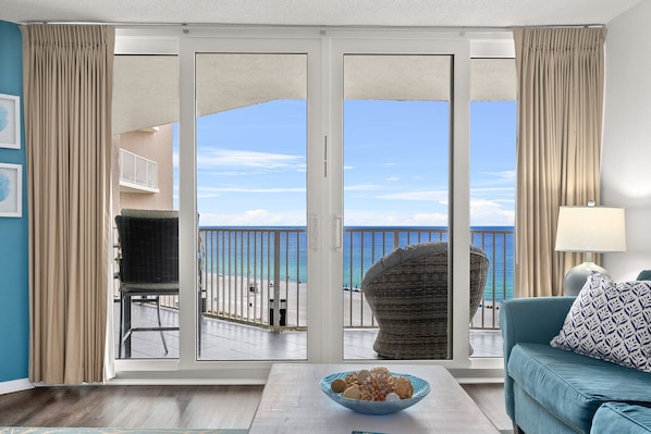 Living Room Views!