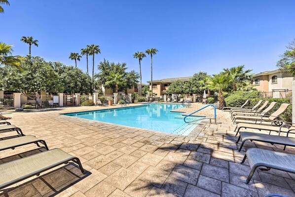 Phoenix Vacation Rental | 2BR | 2BA | Step-Free Access | 1,100 Sq Ft