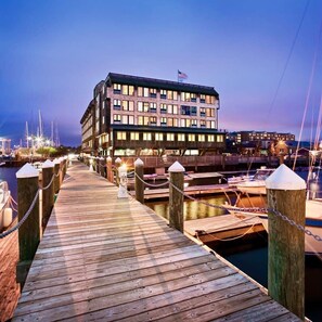 Marina