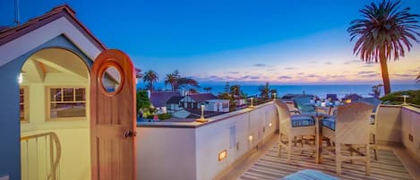 Rooftop deck with panoramic views