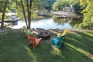 Lake overlook Firepit