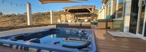 Lounge Deck 