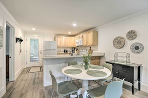 Dining Room | Open Floor Plan | Remodeled Interior