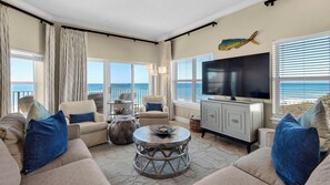 Legacy 304 - Living area