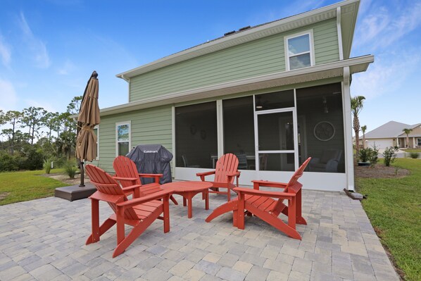 Back Patio & Grilling Area