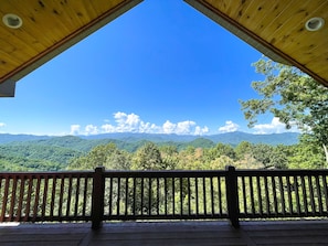 Covered Deck - Covered deck with gorgeous mountain view.