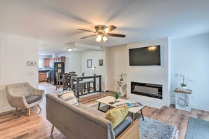 Living Room | Keyless Entry