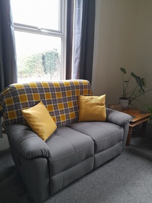 Reclining sofas