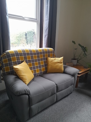 Reclining sofas