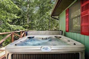 Enjoy our new hot tub!