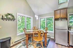 Dining Area | Dishware + Flatware