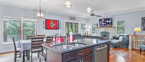 Upper- Living Room with Queen Pull-out & Large 4K TV (1)