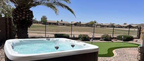 Outdoor spa tub