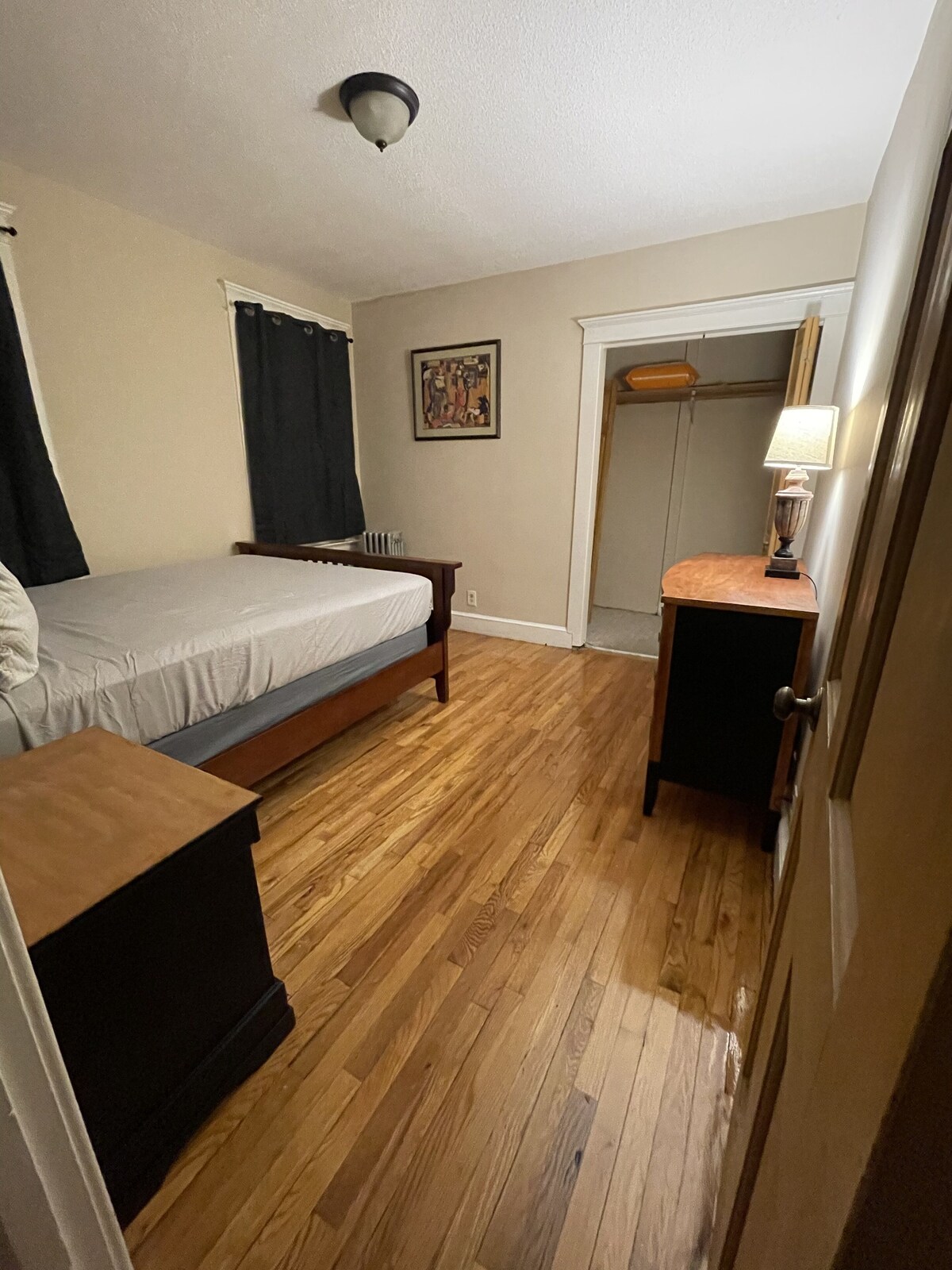 Gorgeous 1st Floor Westville Apartment
