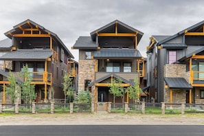 Single Family Home