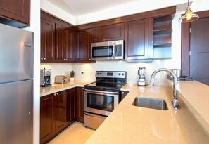 Fully equipped kitchen