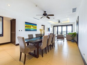 Dining area for 8