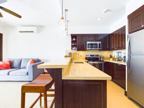 Breakfast Bar
