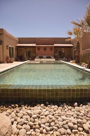Your Palm Oasis awaits.