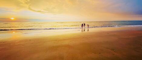 Bord de plage avec Sunset