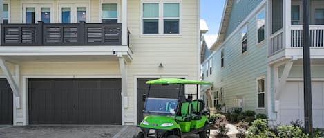 Prominence on 30A Pet Friendly Rental with Golf Cart - Salty Escape