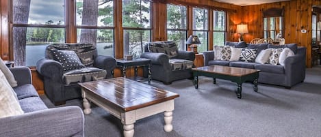 Come relax at Tall Pines Retreat