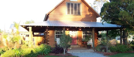 Breezy Porches Guesthouse 