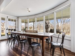kitching dining area