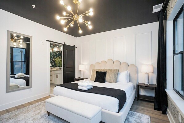 Bedroom 2: King Bed with Full en suite Bathroom