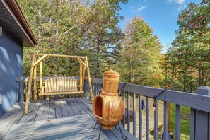 Deck | Outdoor Seating