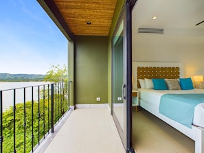Spectacular ocean view from the balcony area