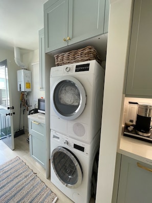 Bosch washer and dryer