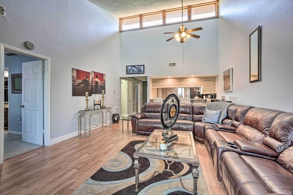 New Port Richey Vacation Rental | 2BR | 2BA | Stairs Required | 1,100 Sq Ft