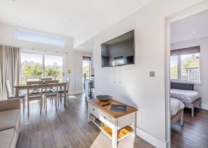 Lakeside View VIP - Waterside Hambleton Lakeside Lodges, Poulton-Le-Fylde