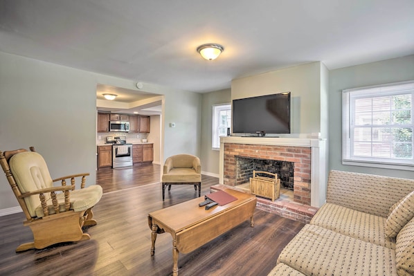 Millville Vacation Rental | 4BR | 2BA | Access Only By Stairs | 2,282 Sq Ft