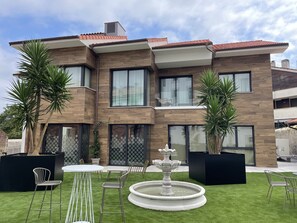 Fachada da propriedade
