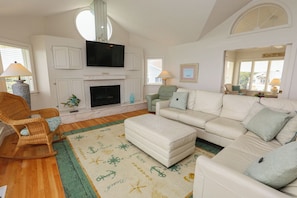 Living Room 2025