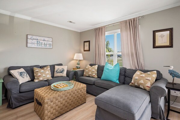 Living Area - Northeast